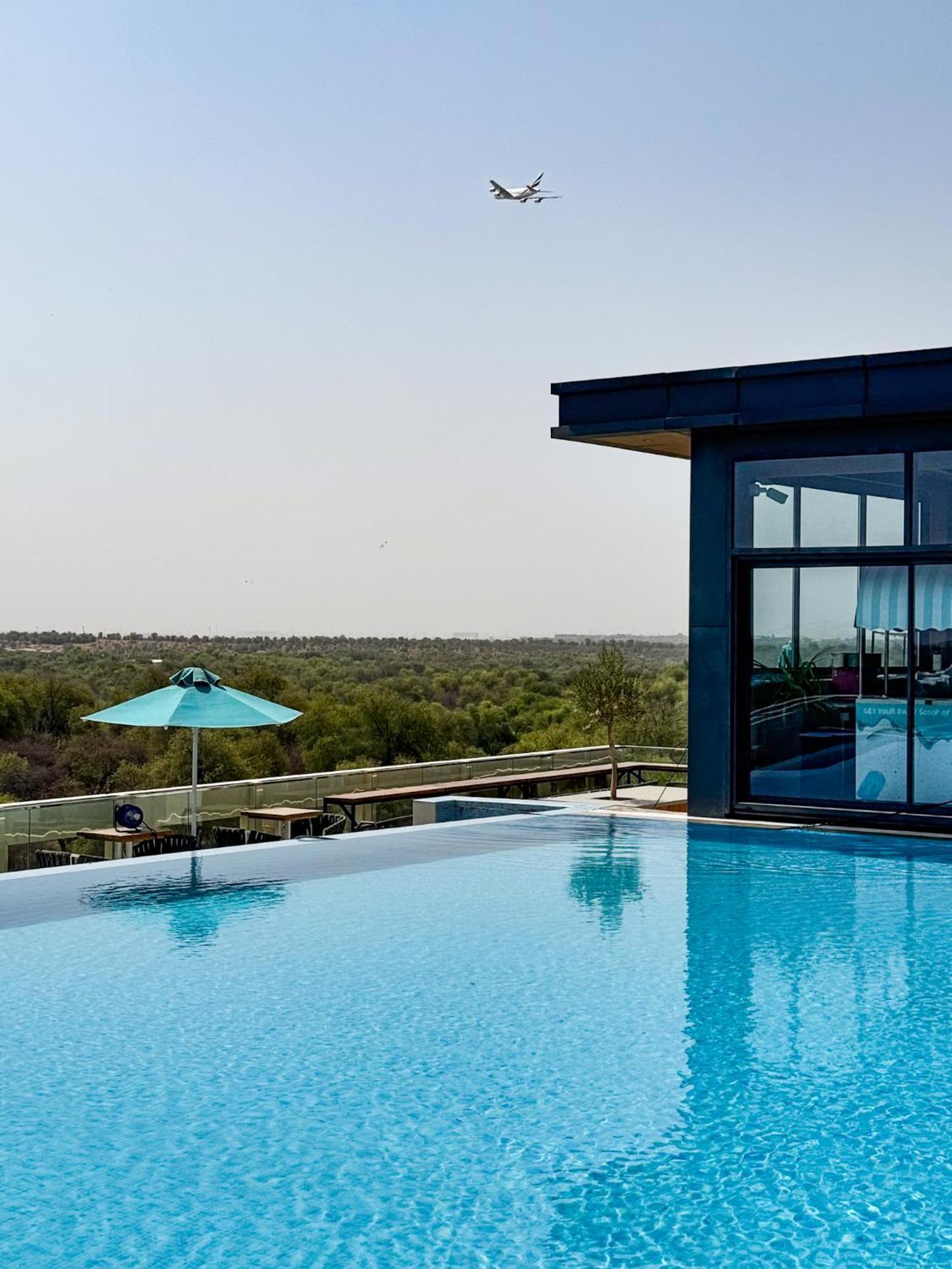 Millennium Place Mirdif Dubai Buitenkant foto